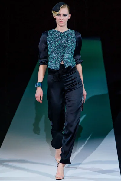 Look 43